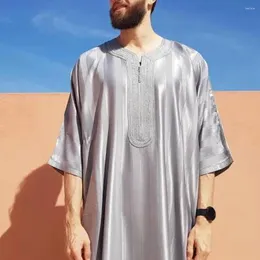 Roupas étnicas 2023 Homens Árabe Muçulmano Moda Islâmica Bordado Jubba Thobes Homme Marroquino Kaftan Eid Oração Long Robe Vestido