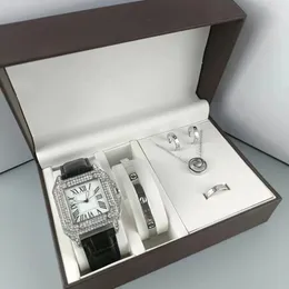 Relojes 시계 디자이너 손목 시계 6pc 여성 탱크 탱크 라인 스톤 시계를위한 보석과 함께하는 우아한 쿼츠 시계 이중 하트 목걸이 팔찌 귀걸이 링 세트