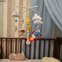 Grzechotki telefony komórkowe kreskówki łóżeczko dziecięce zabawki edukacyjne obracające się dla cots niemowlę 012 miesięcy dla Borns 230427