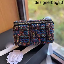 Tweed Womens Makeup Bag 18cm Coloured Woolen Silver Hardware Button Luxury Handbag Heart Ball Matelasse Chain Crossbody Bags Mirror Coin Purse