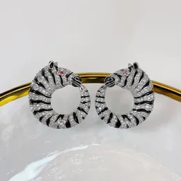 Stud esagerato creativo 925 smalto argento dipinto tridimensionale orecchini a cerchio zebra per le donne gioielli dichiarazione originale 2023 231127