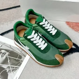 DHgate.com:Honey Rubber Wave Sole Retro Trainer Sneakers