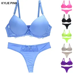 المرأة المثيرة والملابس الداخلية مجموعة Lingerie Lace Lane Sets Girls Push Up Bras Candy Colors Seamless Bra Thong Suit Dinitiment 230427