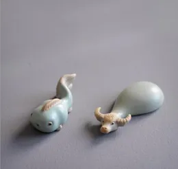 Fish Ceramic Mini Tea Pet Creative Miniature Lovely Buffalo and Small Fish Tea Accessories Home Furnishing Decoration7818241