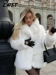 Женское пальто из искусственного меха, роскошное пальто из искусственного меха, женское зимнее толстое теплое пальто с длинным рукавом и отложным воротником, женское пальто, модная элегантная женская верхняя одежда 231127