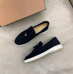 Kvinnliga klänningskor par skor sommarpromenad charms utsmyckade mocka loafers mockasins äkta läder avslappnade lägenheter skor män lyx designer klänning skor