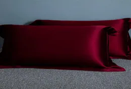 Coussin décoratif oreiller 100 Pure taie d'oreiller en soie de mûrier couleur unie doux naturel réel rouge foncé Case5381264