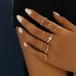 Band Rings 9 Pcsset Boho Gold Color Heart Pearl Rings Set For Women Vintage Geometric Cross Finger Ring Women's 2022 Trendy Jewelry Gift AA230426