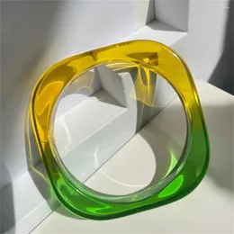 Bangle Fashion Gradient Transparent Acrylic Bracelet Womens Resin Square Jelly Geometry Design Hand Ornament Jewelry Accessories