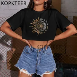 Women's T Shirt Atasan Crop Wanita Baru Live By The Sun Love Moon Ramping Estetika Kasual Lengan Pendek Musim Panas Mode 230427