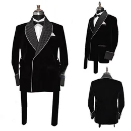 Abiti da uomo Blazer invernali Velluto nero da uomo Cappotto da smoking Giacca lunga rossa Cappotto da sposo per feste da ballo Abbigliamento da lavoro Solo 1 blazer con cintura 231118