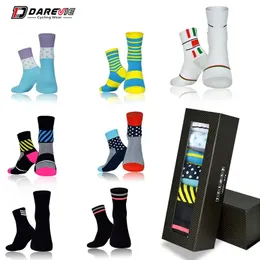 Sportstrumpor Darevie Men Cycling Socks Breattable Elastic Soft Cycling Weekly Socks Women's Anti-Bacterial Professional Sports Cycling Socks 231124