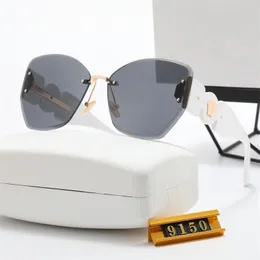 Lyxmode unisex solglasögon med transparenta färgförändrade ramgradientlinser Kvinnor Sunshade UV -skydd Män som kör skyddsglasögon