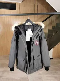 Cappotto da uomo di design piumino d'oca invernale da donna inviato per superare il frangivento Moda casual caldo antartico freddo 31DOC