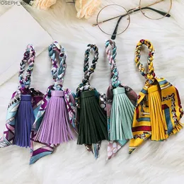 Anéis -chave Novo Design de luxo Tassel Bolsa de pingente de moda Tassels Keychains For Women Cute Facil Colorful Silk Celchain Acessórios J230427