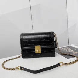 Hutton CN060 Designer Women Chain Bag Hutton Luxury designer women shoulder bag and crossbody bag Luxe Designer Sacs pour femmes CN060