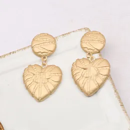 Basit 18K Altın Kaplama 925 Gümüş Lüks Marka Tasarımcılar Harfler Damızlık Büyük Geometrik Ünlü Kadın Kalp Kristal Yapay Elmas İnci Küpe Düğün Parti Jewerlry