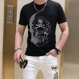 Men's T-shirt Handsome Skull Rhinestone Street Style Pok Homme Loose Tees Pure Cotton High Quality Black White Man Tops Clothes M-4XL