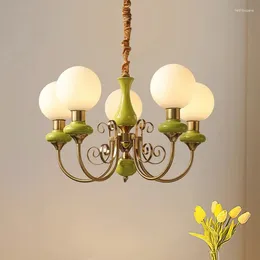 Lampade a sospensione Lampadario francese retrò frutta verde Lampadario minimalista Camera da letto Soggiorno LED Soffitto sospeso Ristorante Luci pastorali