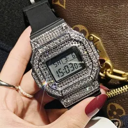 Wristwatches Men Women Digital Watch Back Light Week Date Display Dial Numbers Female Iced Out Diamond Style Wristwatch Ladies Couple Reloj