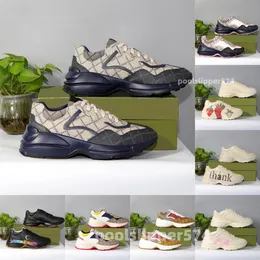 العلامة التجارية الفاخرة Rhyton Dad Sneakers Designer Shoes Multicolor Sneakers Beige Men Trainers Vintage Chaussures
