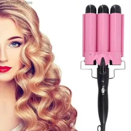 Curling Irons Profesjonalne włosy Curling Iron 25 mm Ceramiczny potrójna lufa Curler Irons Irons Wave Wave Stylowanie Stylowe Wand Styler Wand Q231128