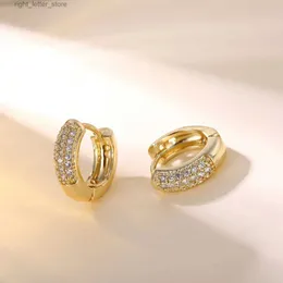 Orecchini a cerchio in pietra lucida con zirconi cubici per le donne Orecchini a cerchio in metallo color oro con diamanti piccoli regali per mamma moglie gioielli di compleanno YQ231128