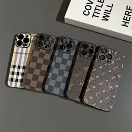 Designer Iphone 15 Pro Max Phone Cases for 15plus Ip14 Promax 13 12 11XR 8P Girls Cute Classic Pattern Leather Back Cover Metal Nameplate Decoration Square Case