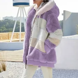 Kadınlar için Kadın Ceketleri Büyük Boy Ceket Sonbahar Kış Sıcak Peluş Cep Kapşonlu Sokak Giyim Gevşek Lady Dış Giyim Coupas Feminina 231128