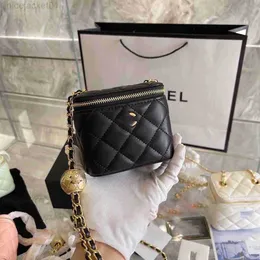 Designer Channel Ba Lingge Chain Bag Summer New Small Box Golden Ball Bag Estilo extranjero Cadena cruzada de un hombro