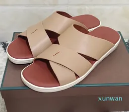 Designers Sandaler för herrklassiker smalt band äkta läder designer skor platt klackar mäns tofflor