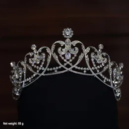 TS-0159-A New EuropeanおよびAmerican Jircon Bride Crown、Diamond Wedding Headwear、Palace Alloy Wedding Hairアクセサリー付きのハート型プリンセス