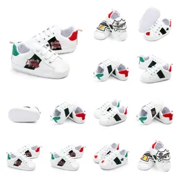2023 группа Baby First Walkers Kids Shoes Fashion новорожденные малыши для шнурки PU Cotton Print Удобные резиновые кроссовки для мальчиков девочки весна Prewalker White Whote 0-18 месяцев