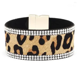 Bangle 2023 Fashion Leather Women Bracelet Horse Hair Leopard Print Magnet Buckle For Original Jewlry Gift