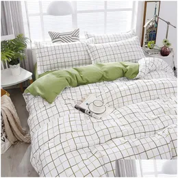 Set di biancheria da letto Set di moda Biancheria da letto matrimoniale bianca verde Piumino nordico Er Federa Queen Size Lenzuolo piatto Griglia classica Bambini Inverno Dro Dht3B