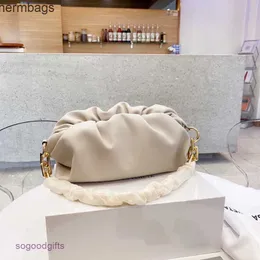 A YD Italia Bolsa Diseñador Bottegss Bolsas Dumpling Single Versátil Axila Venetss Cadena Hombro Nube Cuero 4w24 Mwzk con logo IEZL