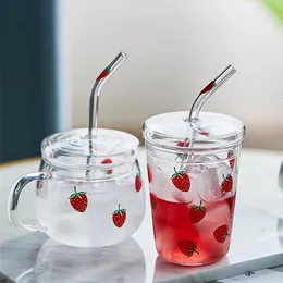 Water Bottles 300ml Strawberry Cute Nordic Glass Cup With Straw Creative Transparent Student Milk Heat Resistant 230428