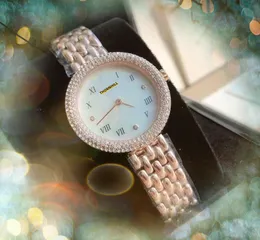 Relógios de anel de diamantes completos pequenos de alta qualidade, todos com pulseira de aço inoxidável, pulseira de relógio feminino, bateria de quartzo, legal, à prova d'água, romano, número digital, relógio, presentes
