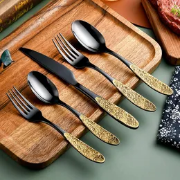 Set di stoviglie Stoviglie in acciaio inossidabile intagliato vintage Lusso leggero El Family Coltello da bistecca Forchetta e cucchiaio Articoli da cucina Posate Musulmano