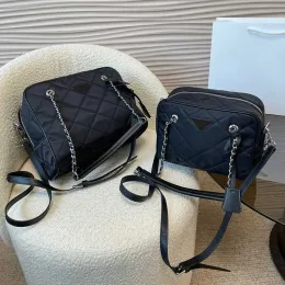 Luxurious Womens Designer Bag p-letter Nylon Crossbody Camera Bag Triangles Shoulder Bags Mirror Quality Square Messenger Bags Fashion Black Tote Handbag