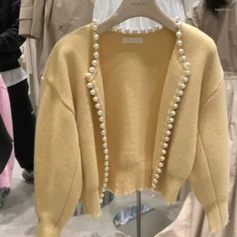 Femmes Tricots De Luxe Hiver Perles Garnis Coréen Tricoté Cardigan Survêtement Femmes O Cou À Manches Longues Mode Perles Épais Chandail Manteau