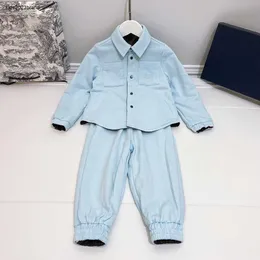 Novos fatos de treino para bebés Dupla face para crianças roupas de grife Tamanho 110-160 Impressão completa de letras lapela jaqueta e calças infantis Nov25