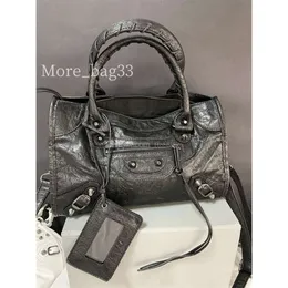 Vintage 2023 Femmes Totes Sac Moto Sacs à bandoulière Designers de luxe Véritable cuir Crossbody Pochette Portefeuille Pochette Rétro