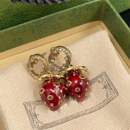 Damskie kolczyki luksusowa marka projektant biżuterii męskie perły diamentowe kolczyki łańcuch g złoty litera biżuteria na damskie przyjęcie weselne truskawki