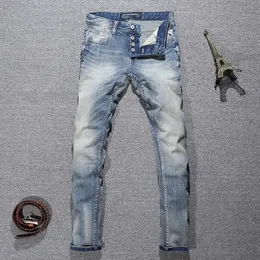 Jeans masculinos estilo italiano moda masculina jeans retro luz azul elástico fino ajuste aberto frente jeans masculino botão calças retro designer jeans 231129