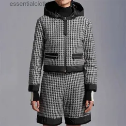 Kobiet damski Parkas Winter Down Kurtka 2023 Nowa koreańska moda tysiąca ptaków szachownica splicing z kapturem w dół płaszcza Wysokiej jakości ciepły gruby płaszcz L231129