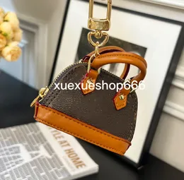 Klassisk unisex nyckelplånbok Purses Luxury Ladies Mini Shell Bags With KeyChain Coin Purs Designer Brand Women and Men Clutch Bags Keyring Bags Charms Pendant Gift