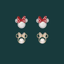 Łuk stadnin urocze kolczyki Whole Pearl Mouse Crystals Cartoon Biżuteria dla kobiet 2021 Trend Anime Charm Wedding Accessories3057