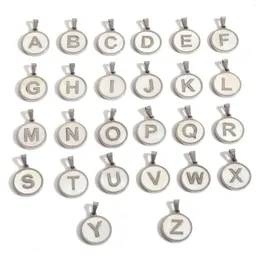 Charms 1pc rostfritt stål runda initialt alfabetmeddelande "A-Z" skalhänge DIY Making Halsband armband smycken 24mm x 16mm