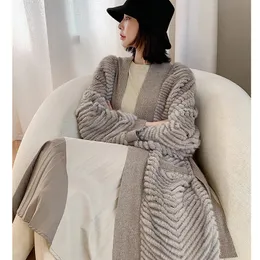 Futro dla kobiet sztuczne hdhohr 2023 Wysokiej jakości naturalny płaszcz norki Kobiety z paskiem dzianinem prawdziwą kurtkę Minkfur Fashion Fash